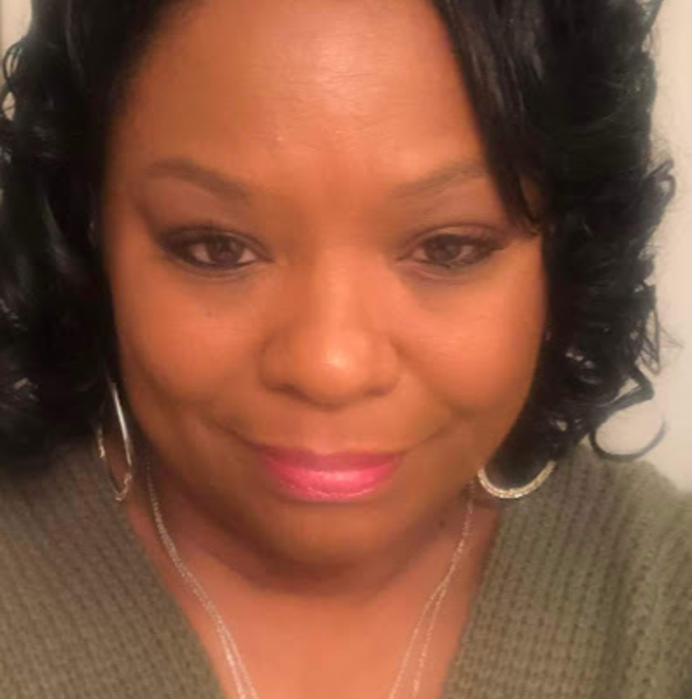 Meet your Posher, Earleen